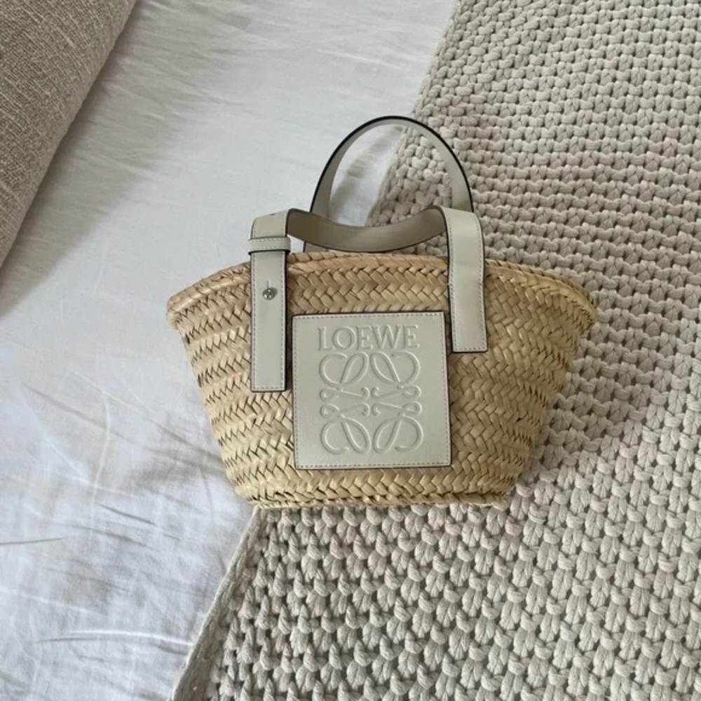 LOEWE Basket Small Bag